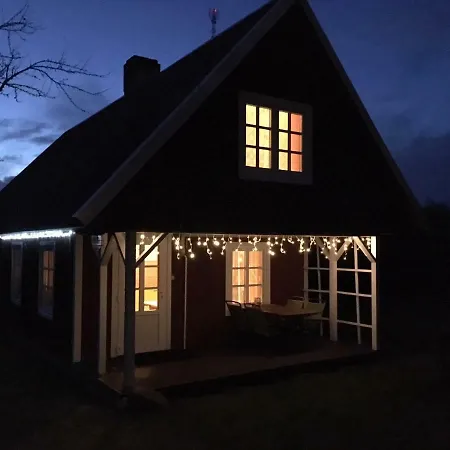 Sarapuu Puhkemaja * Hullo